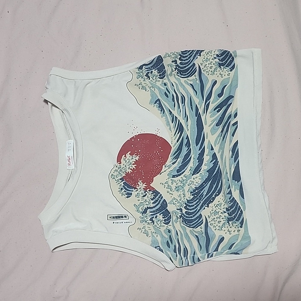 Romwe Wave Crop Top. Size Medium